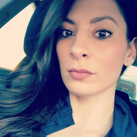 Meet your Posher, Joanna - Picture 1 of 1